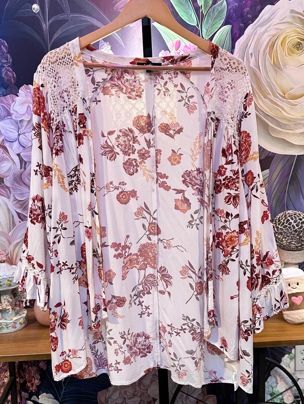 Angels Forever Young Small Women's Kimono Floral Lace Trim Open Front White Red